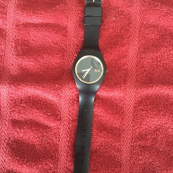 Ice Watch. NEW PRICE - Picture 4 of 5